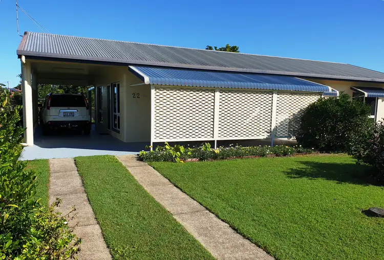 22 Taylor St, Kurrimine Beach QLD 4871