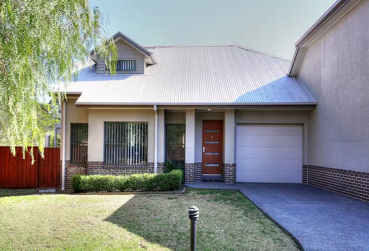3/115 Menangle St, Picton NSW 2571