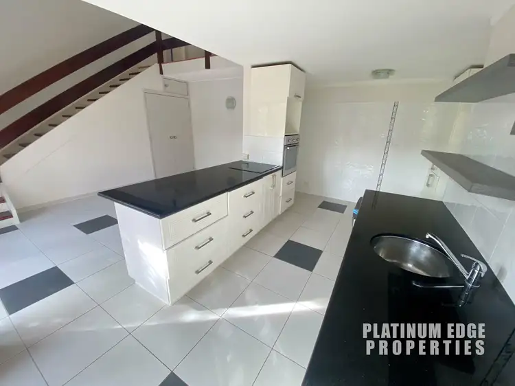 Fifth view of Homely unit listing, Unit 9/1-9 Yulgibar Cl, Kooralbyn QLD 4285