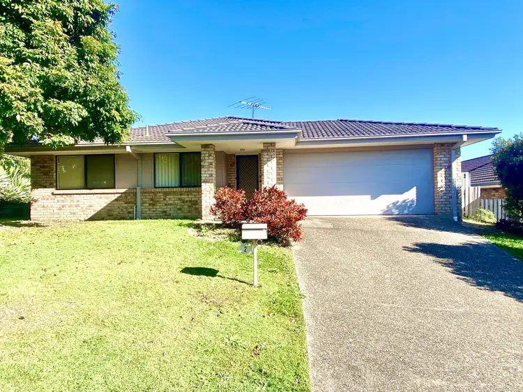2 Shawnee Cres, Pimpama QLD 4209