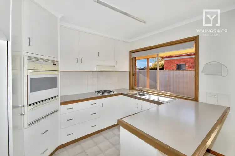 Second view of Homely unit listing, Unit 4/5 Middleton St, Shepparton VIC 3630