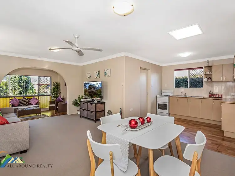 10 Cormorant Street, Bongaree QLD 4507