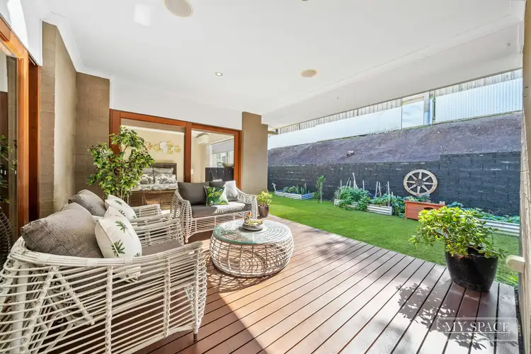 11 Girraween Cres, Capalaba QLD 4157