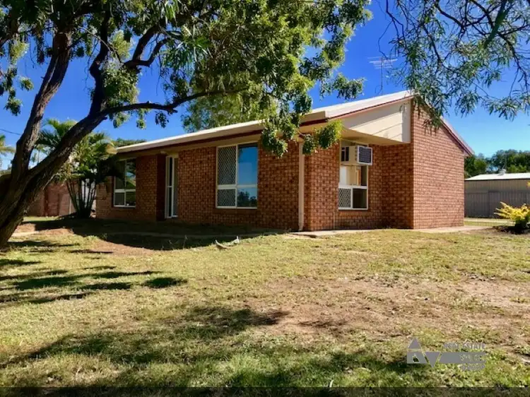 29 Park Ave, Emerald QLD 4720