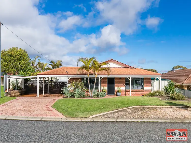Second view of Homely house listing, 4 Sumreal Cl, Swan View WA 6056