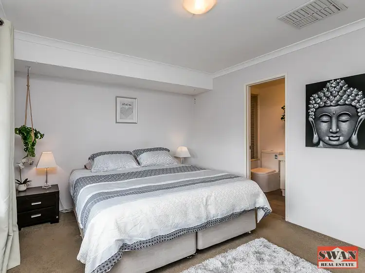 Fifth view of Homely house listing, 4 Sumreal Cl, Swan View WA 6056