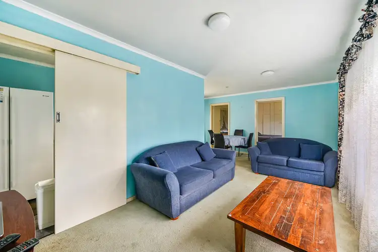 Sixth view of Homely house listing, 1 Julian St W, Penola SA 5277