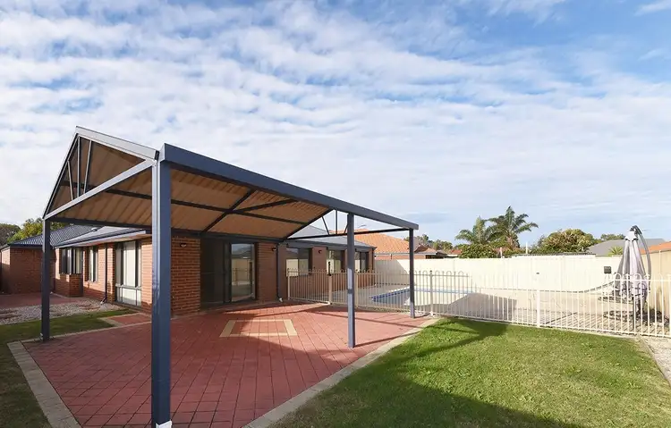 15 Millendon St, Carramar WA 6031