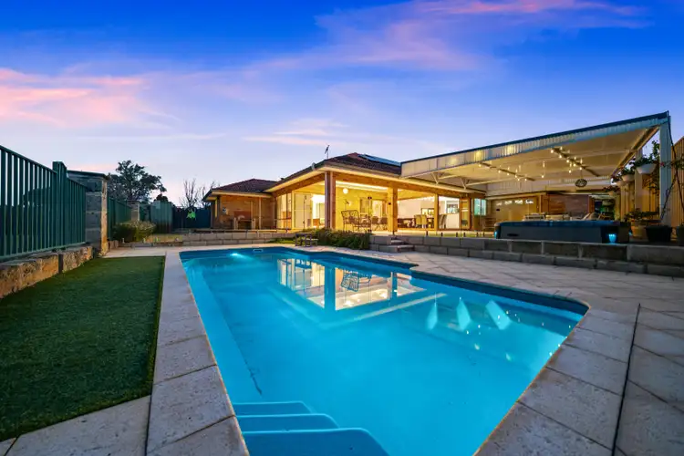 6 Classic Lane, The Vines WA 6069