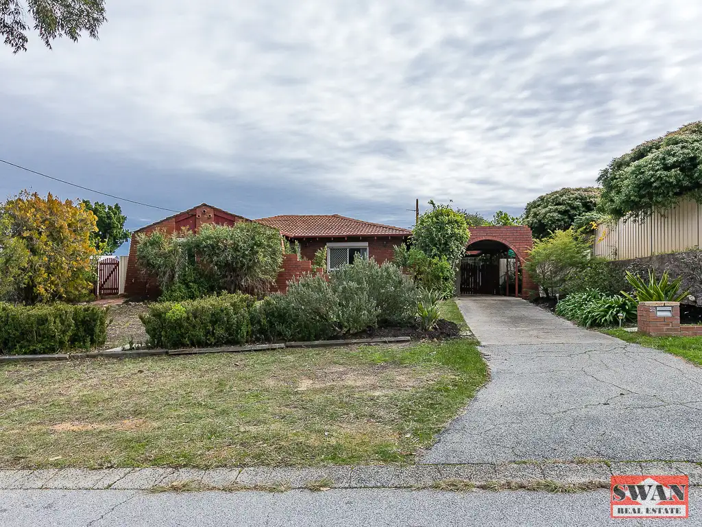 Main view of Homely house listing, 32 Dagmar Way, Swan View WA 6056