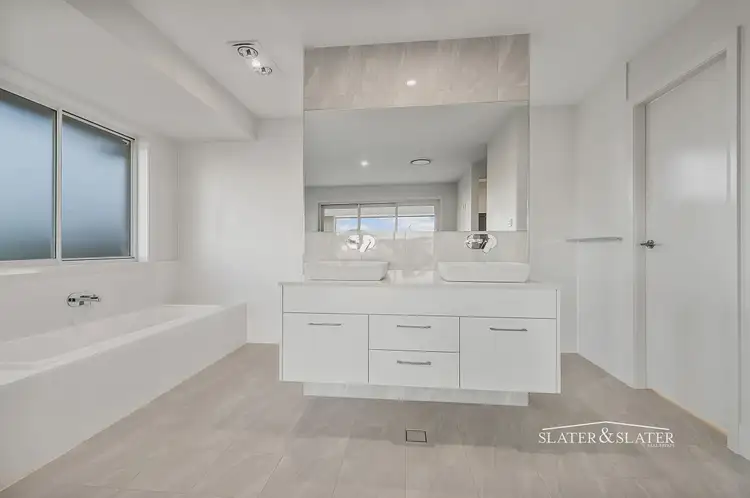 Fifth view of Homely house listing, 7 Hillside Place, Thrumster NSW 2444