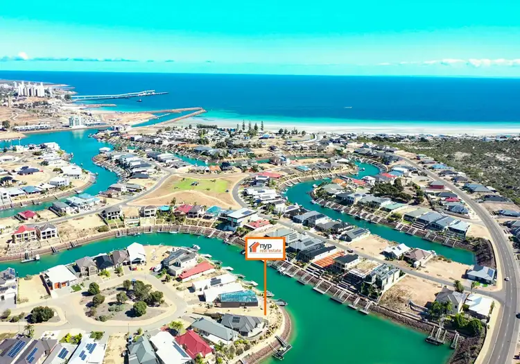 123 Gilmore Cres, Wallaroo SA 5556