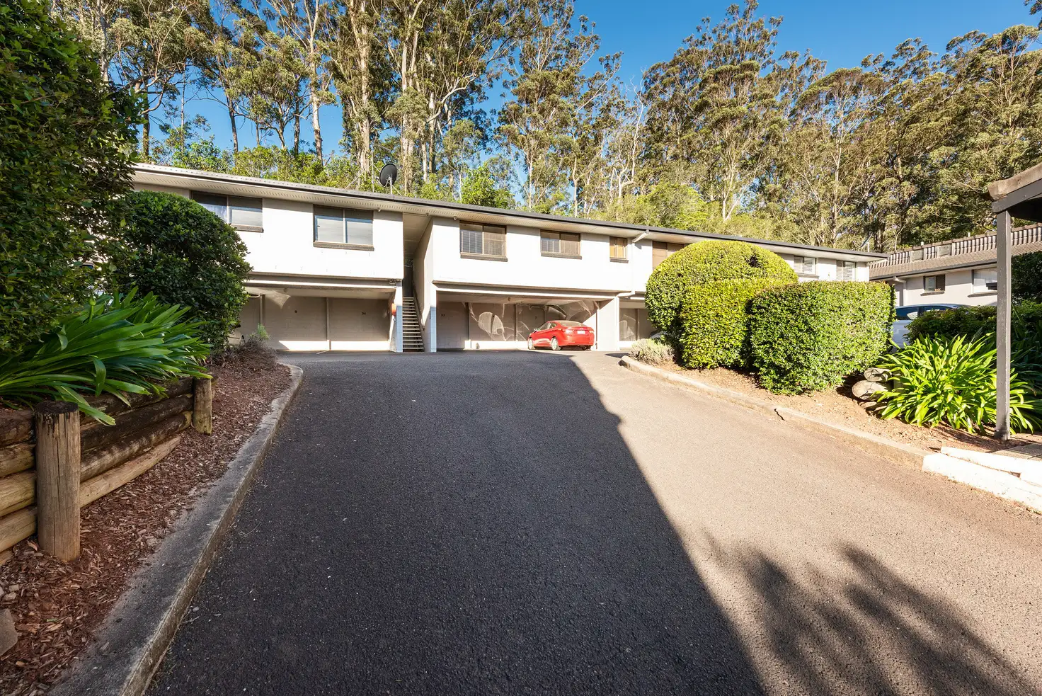 Main view of Homely unit listing, Unit 33/2 Benjamin St, Mount Lofty QLD 4350