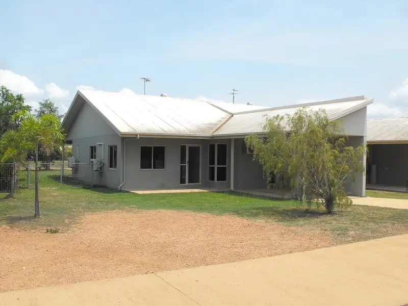 Main view of Homely unit listing, 3/4 Christie Ave, Nanum QLD 4874