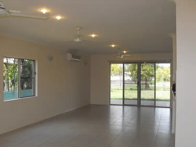 Fifth view of Homely unit listing, 3/4 Christie Ave, Nanum QLD 4874