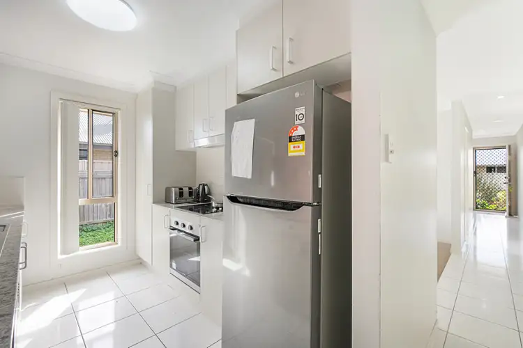 Fifth view of Homely house listing, 4 Onyx St, Emerald QLD 4720