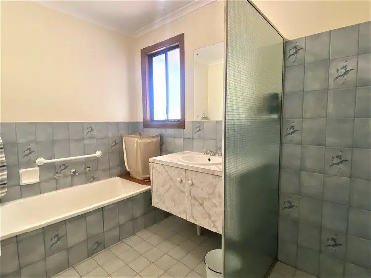Fifth view of Homely house listing, 2 Samuel St, Laura SA 5480