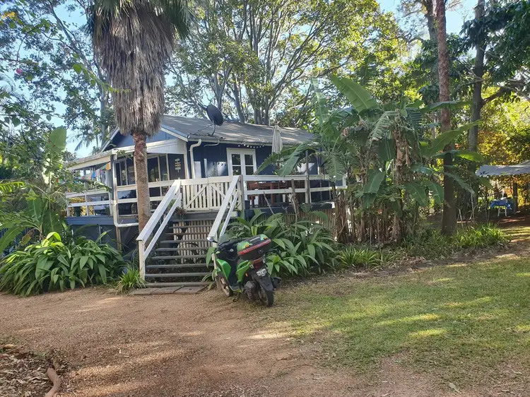 Main view of Homely house listing, 10 Welsby St, Coochiemudlo Island QLD 4184