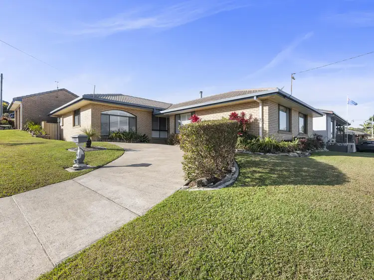 15 Karuah Ave, Coffs Harbour NSW 2450