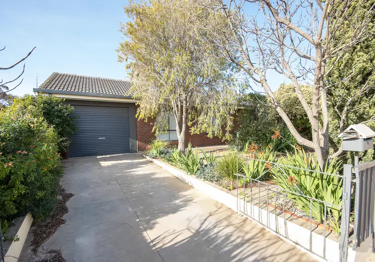 9 Ireland St, Wallaroo SA 5556
