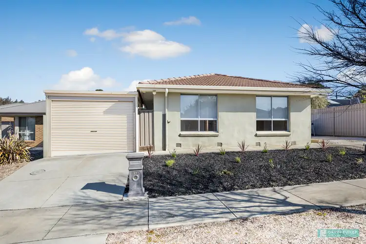 Main view of Homely house listing, 11 Maplewood Ct, White Hills VIC 3550