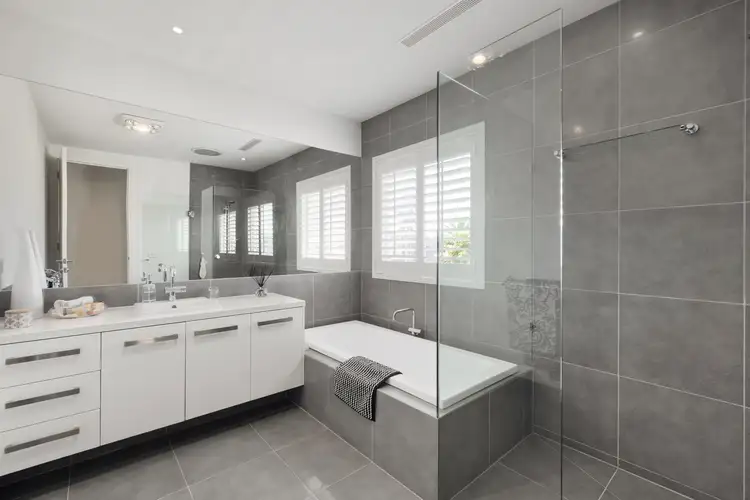 Seventh view of Homely house listing, 27 Meredith St, Elwood VIC 3184