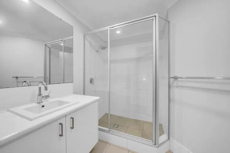 Sixth view of Homely house listing, Unit 4/18 Mathoura St, Midland WA 6056