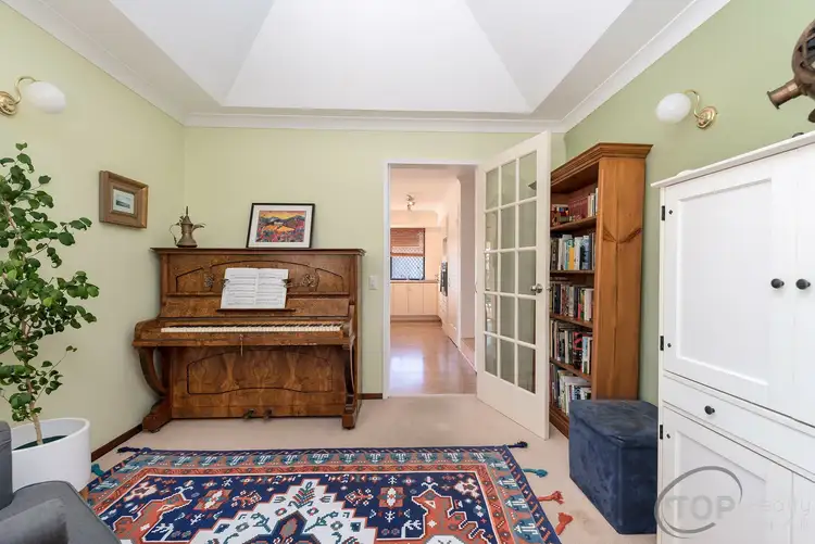 Fifth view of Homely house listing, 8 Terry Vale, Willetton WA 6155