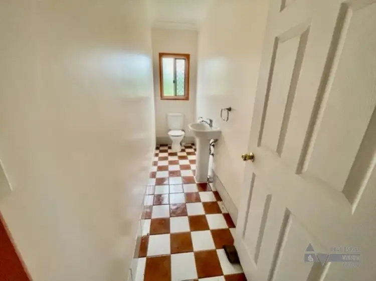 Sixth view of Homely house listing, 14 Charles St, Springsure QLD 4722