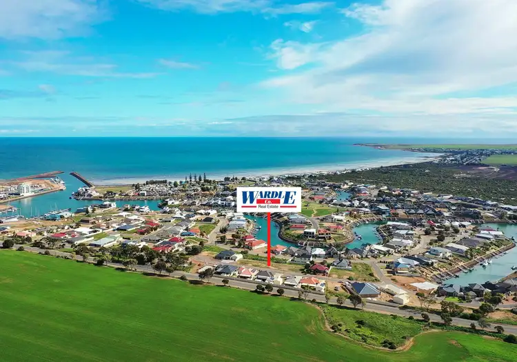 9 Clipper Ct, Wallaroo SA 5556