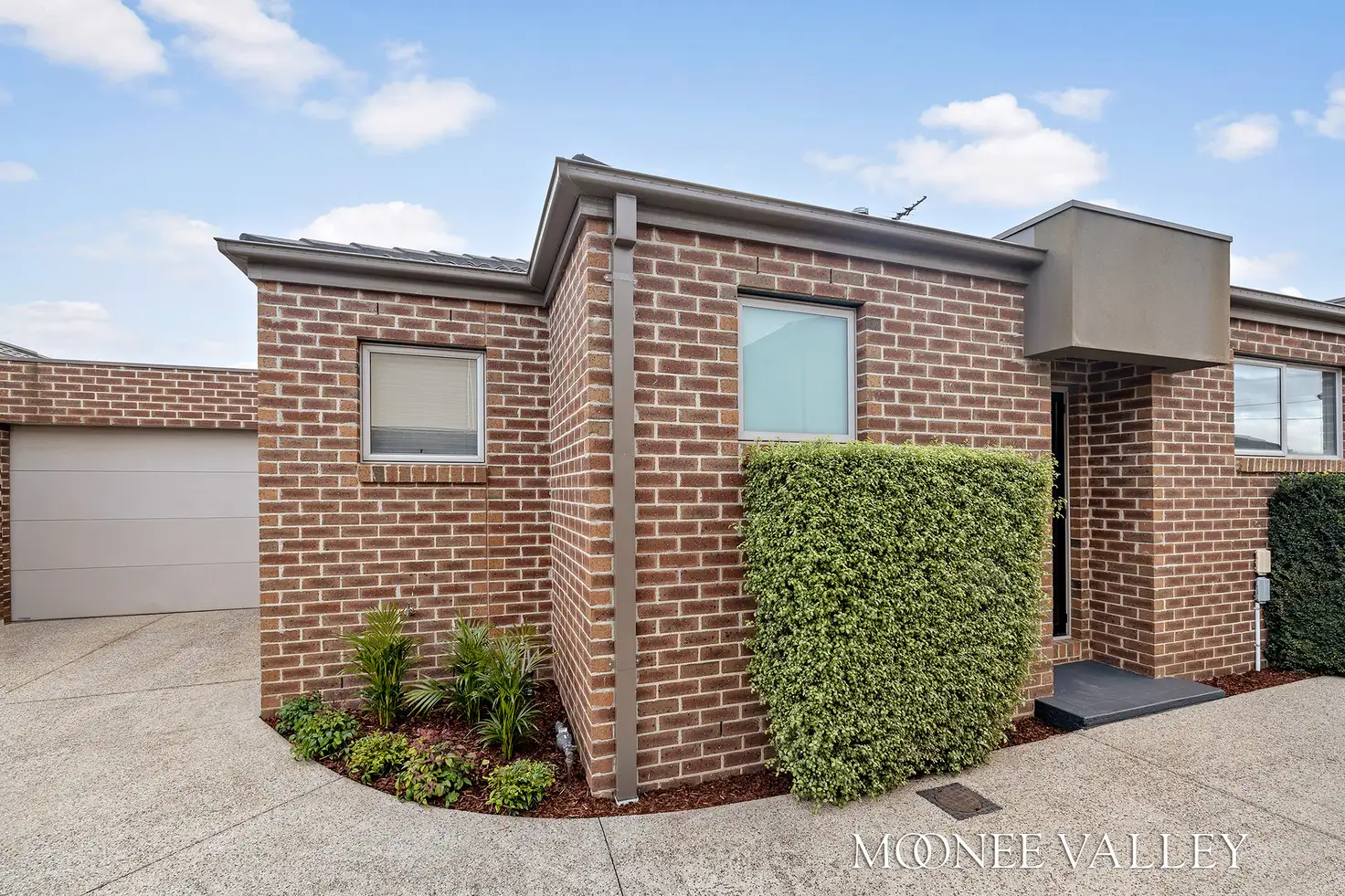 Main view of Homely unit listing, 2/19 Riverside Avenue, Avondale Heights VIC 3034