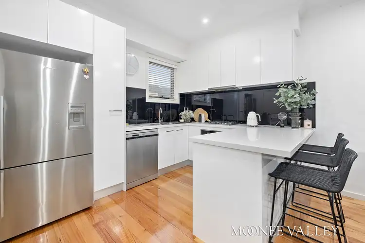 Fourth view of Homely unit listing, 2/19 Riverside Avenue, Avondale Heights VIC 3034