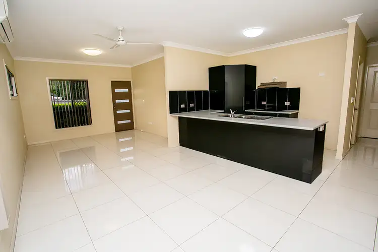 Unit 2/100 Fourth Avenue, Mount Isa QLD 4825
