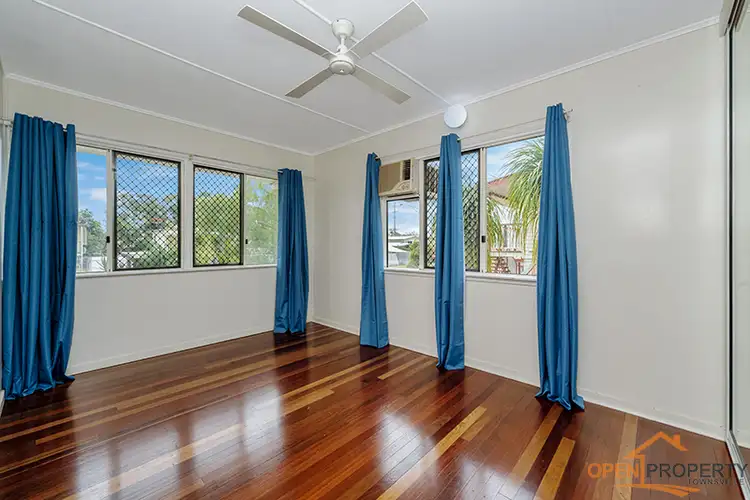 Sixth view of Homely house listing, 10 Lillipilli St, Vincent QLD 4814