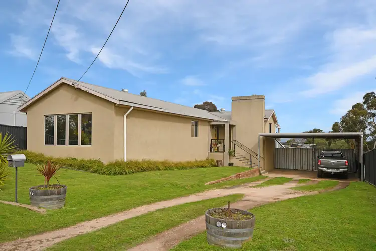22 Woods St, Stawell VIC 3380