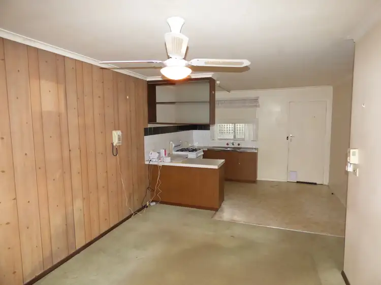 Second view of Homely unit listing, Unit 4/236 Myrtle St, Myrtleford VIC 3737