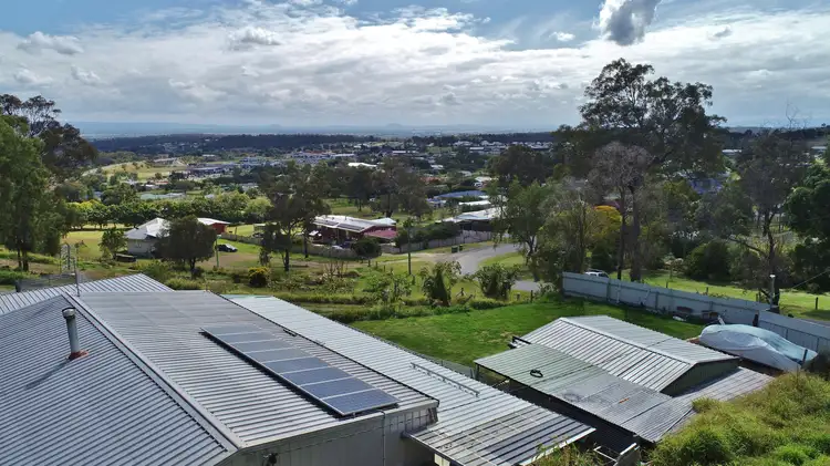 10 Howard Ct, Plainland QLD 4341