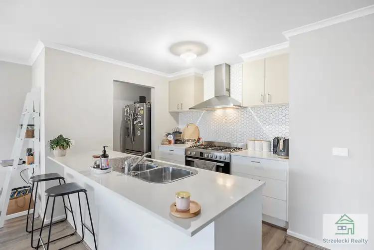 Fourth view of Homely house listing, 15 Wimmera Way, Moe VIC 3825