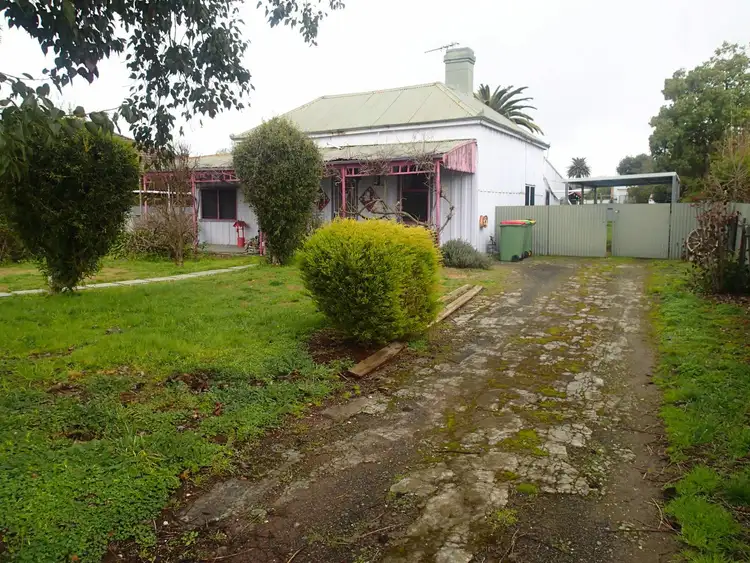 Fifth view of Homely house listing, 29 Walker St, Corowa NSW 2646