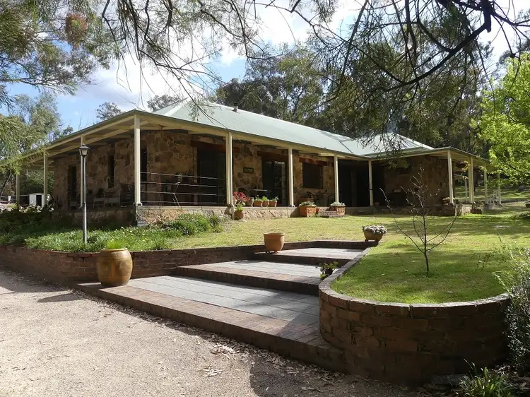 580 Nundubbermere Rd, Nundubbermere QLD 4380