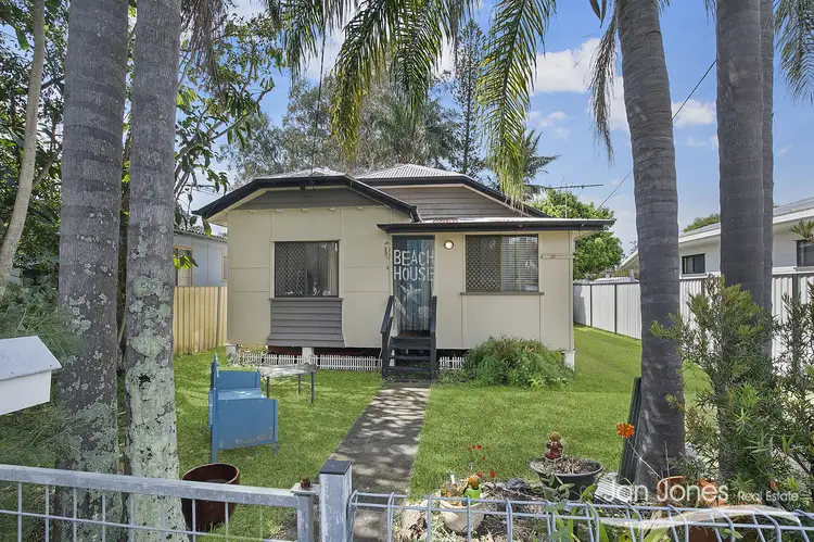 37 Yacht St, Clontarf QLD 4019