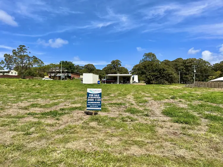 28 Boeing Ridge Rd, Russell Island QLD 4184