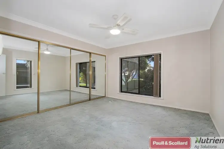 Seventh view of Homely house listing, 330 Haines Ct, Lavington NSW 2641
