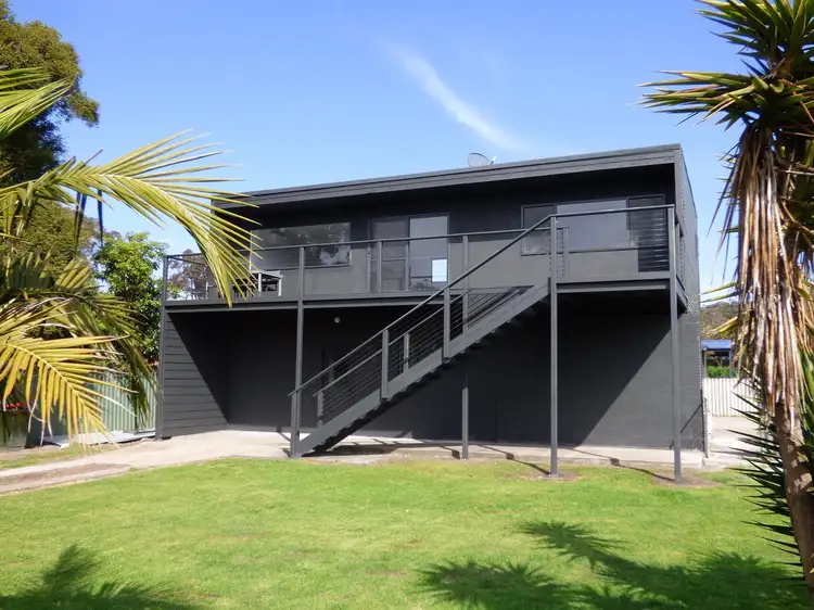 15 Emblen St, Eden NSW 2551