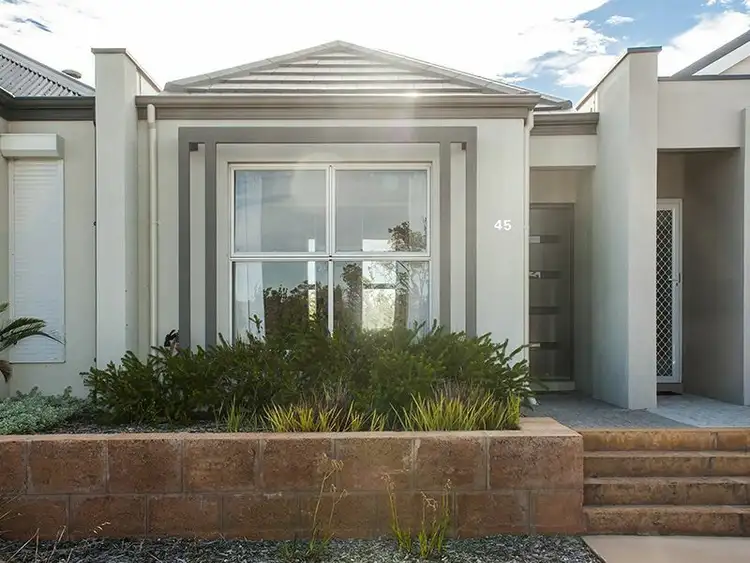 45 Grassdale Pkwy, Ellenbrook WA 6069