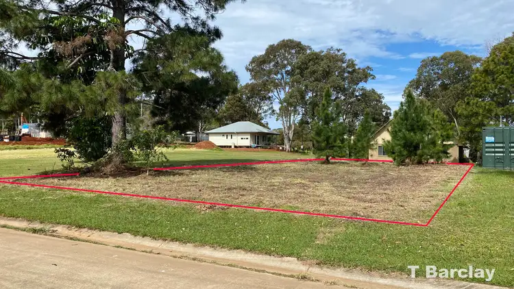 16 Crest Haven, Lamb Island QLD 4184
