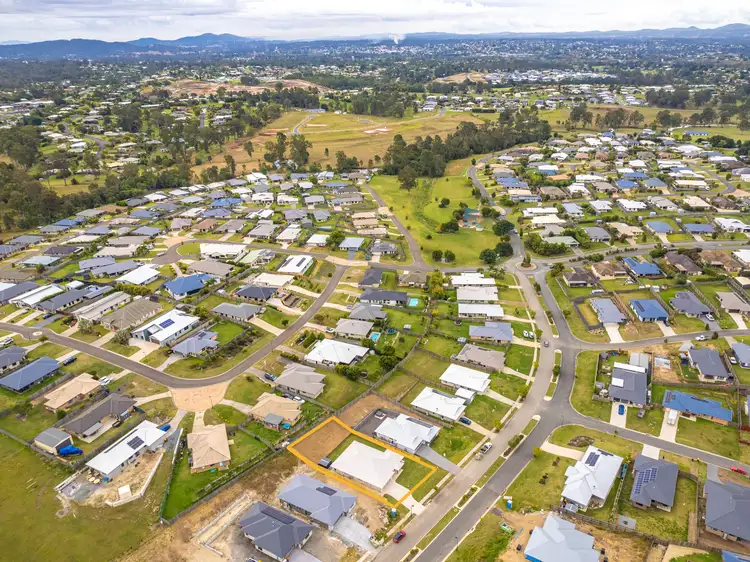 60 Presidential Ave, Jones Hill QLD 4570