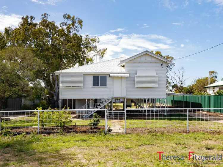 74 Quintin St, Roma QLD 4455