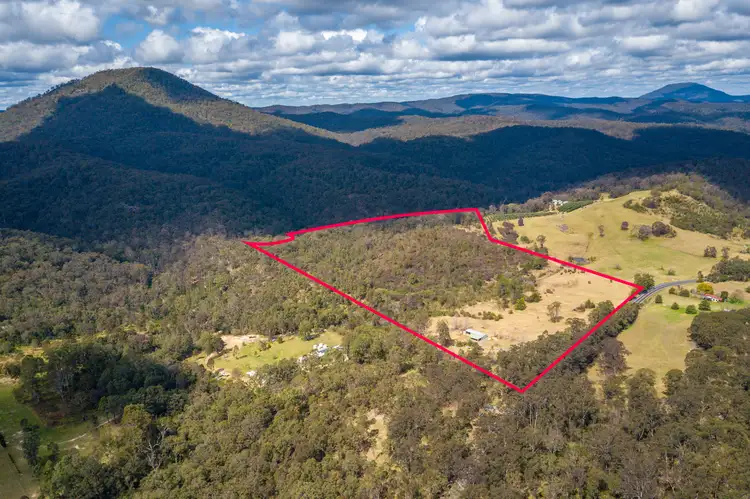 5813 Putty Rd, Howes Valley NSW 2330