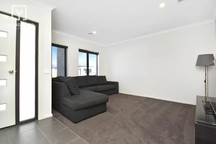 Second view of Homely house listing, 7 Dutton Way, Kialla VIC 3631